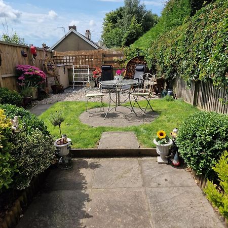 Town Cottage Ground Floor Appartment Bridgend  Extérieur photo