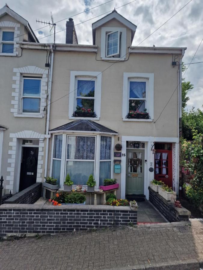 Town Cottage Ground Floor Appartment Bridgend  Extérieur photo