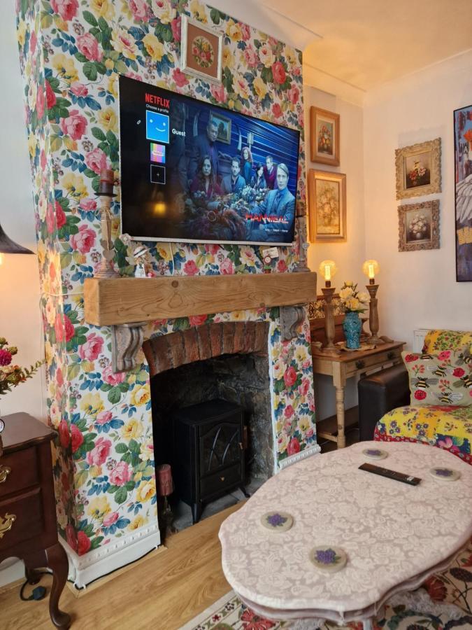 Town Cottage Ground Floor Appartment Bridgend  Extérieur photo